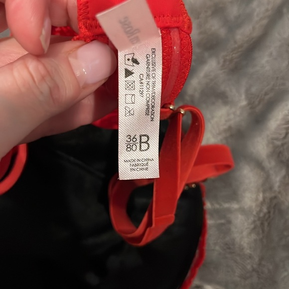 Lace bra - Picture 4 of 4